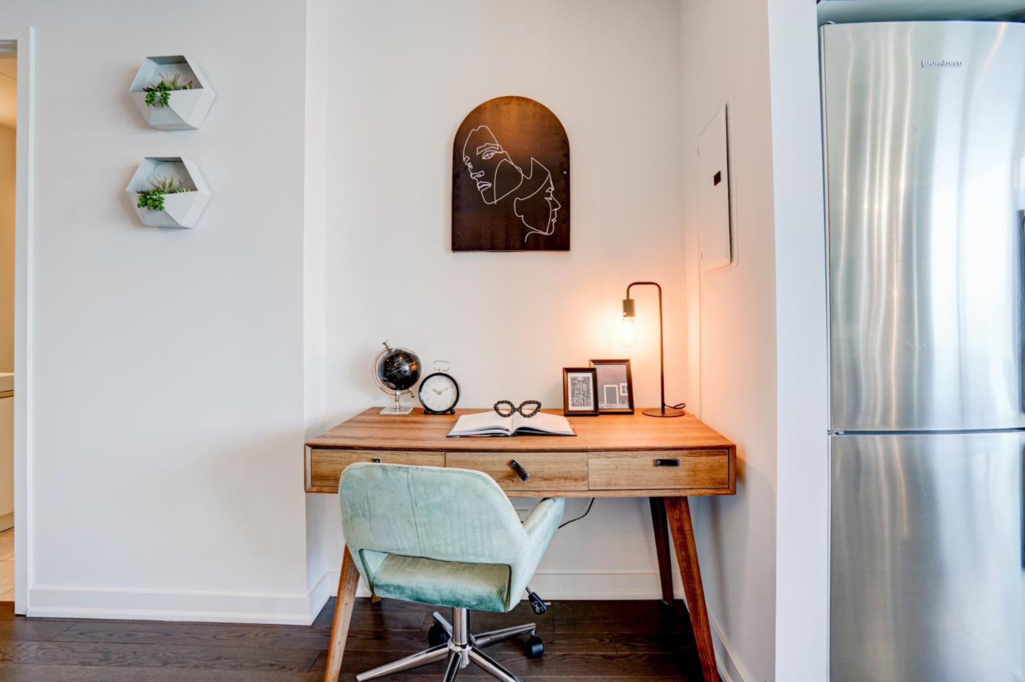 تورونتو Skytree - Modern Rusty Condo Close To Union Station In Heart Of Downtown المظهر الخارجي الصورة