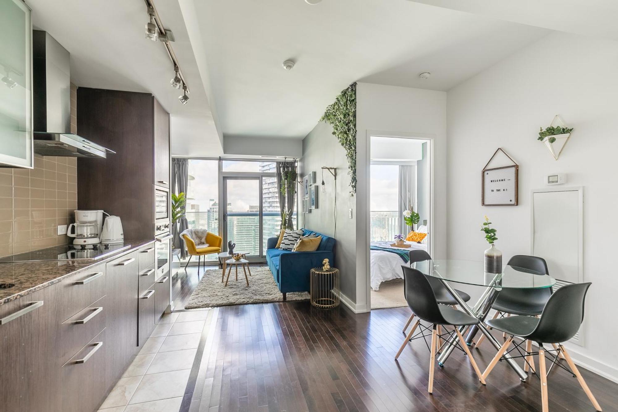 تورونتو Skytree - Modern Rusty Condo Close To Union Station In Heart Of Downtown الغرفة الصورة
